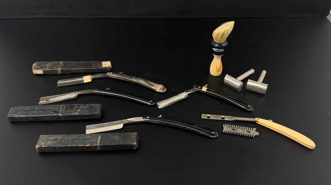 Safety and Straight Shaving Razors (1 of 11)