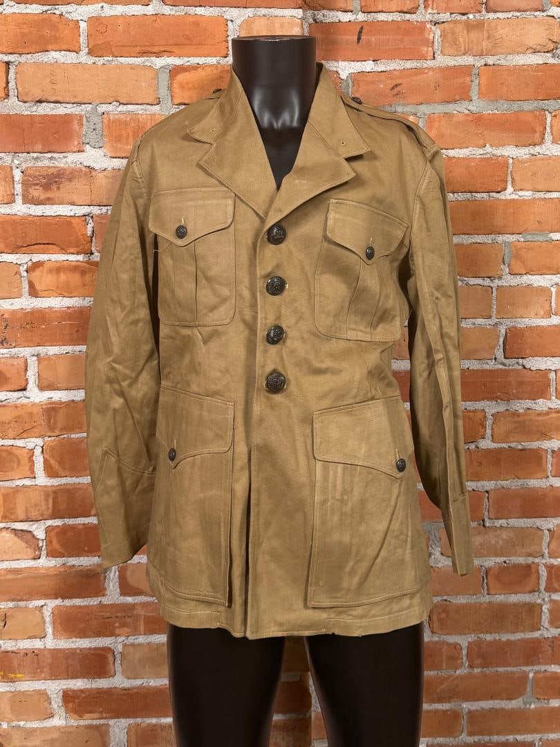 WW2 USMC Marine Corps Khaki Uniform Jacket Coat: Shoulder: 18", chest: 20", length: 31".