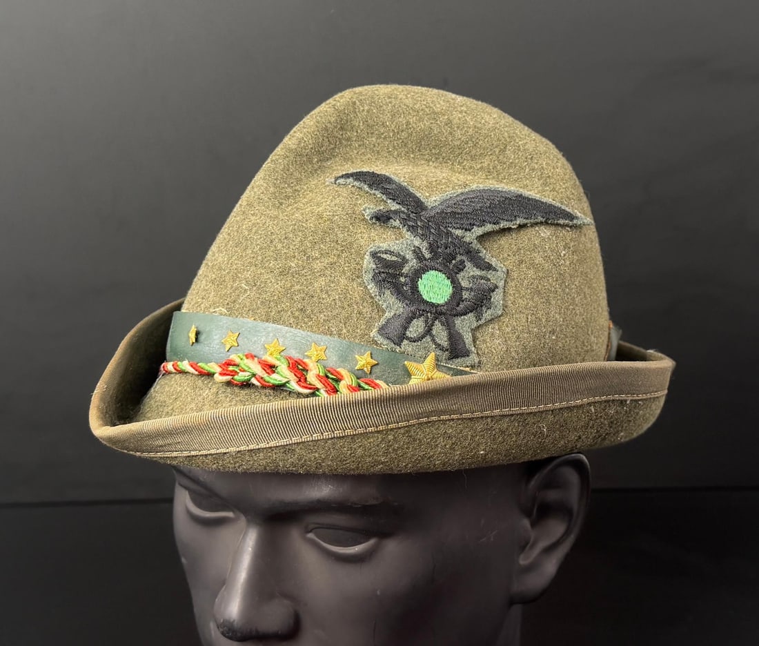 WW2 Royal Italian Army Alpine Division Hat: Nice example.