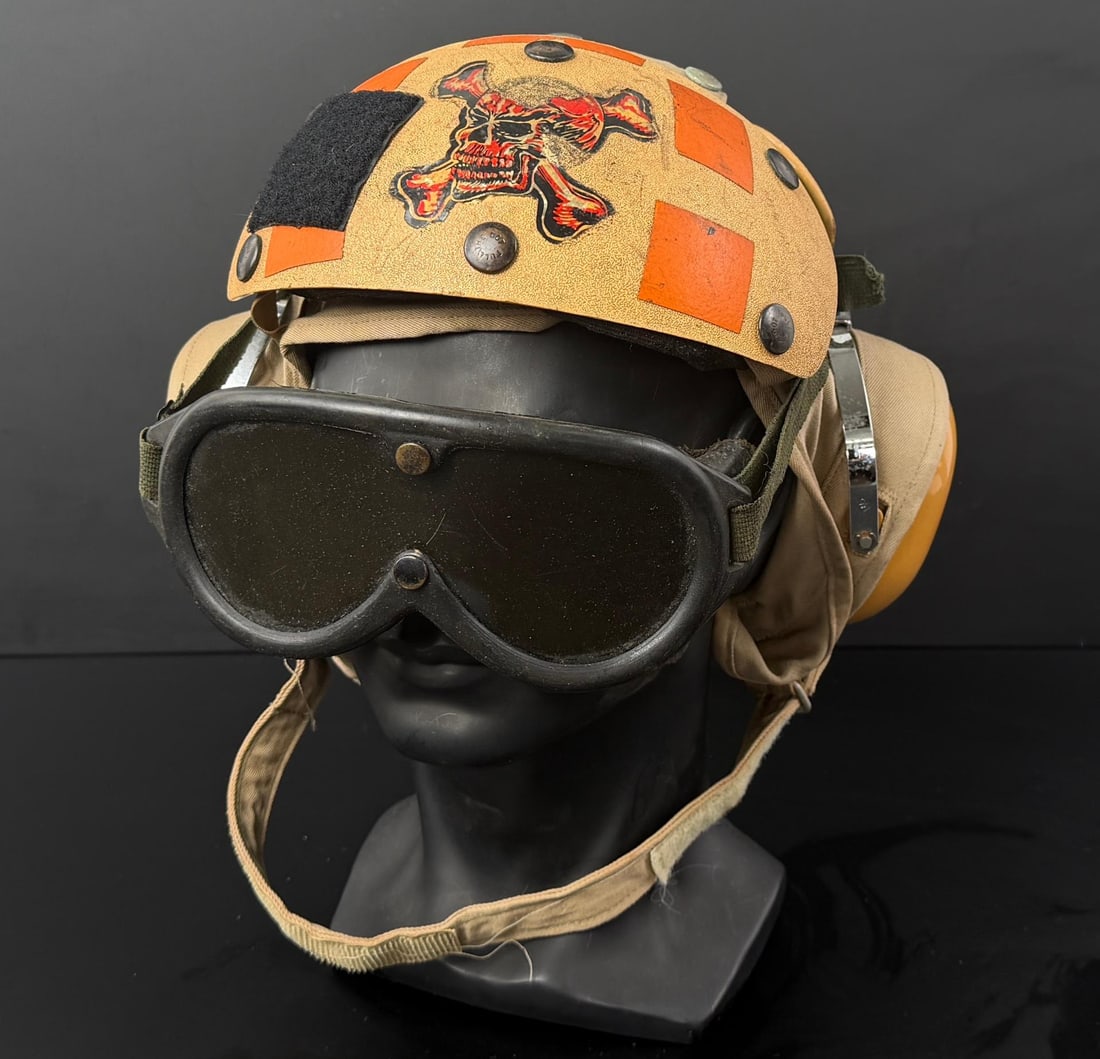 Air Force Flight Deck Crewman Impact Helmet: Size 7 1/2. Made in 1981