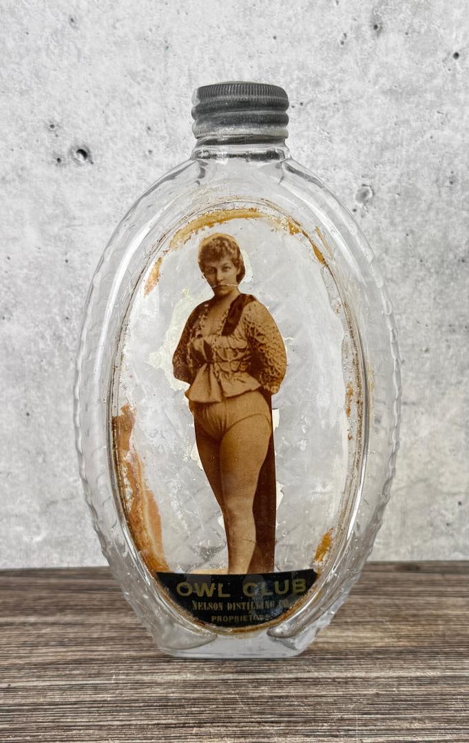 Owl Club Nelson Distilling Label Under Glass Flask (1 of 7)