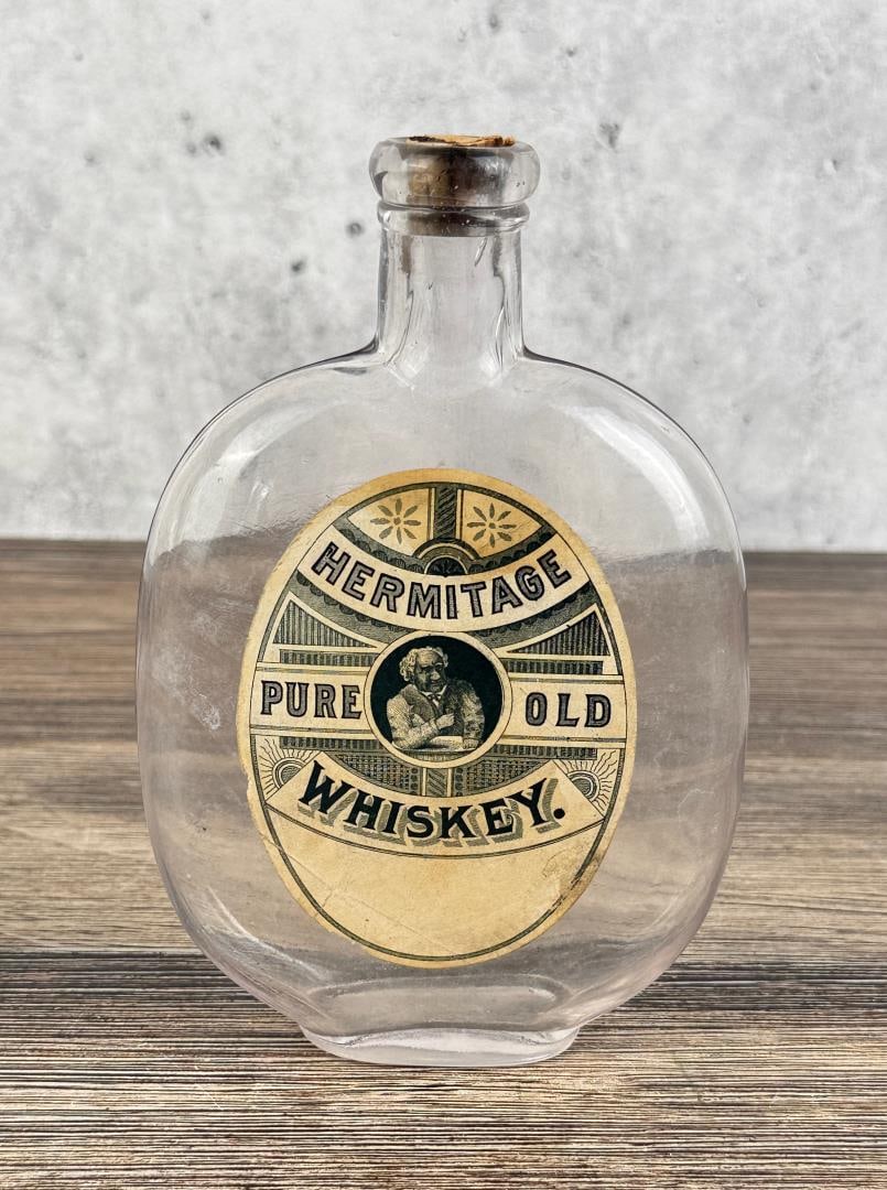 Hermitage Pure Old Pumpkinseed Whiskey Bottle (1 of 4)