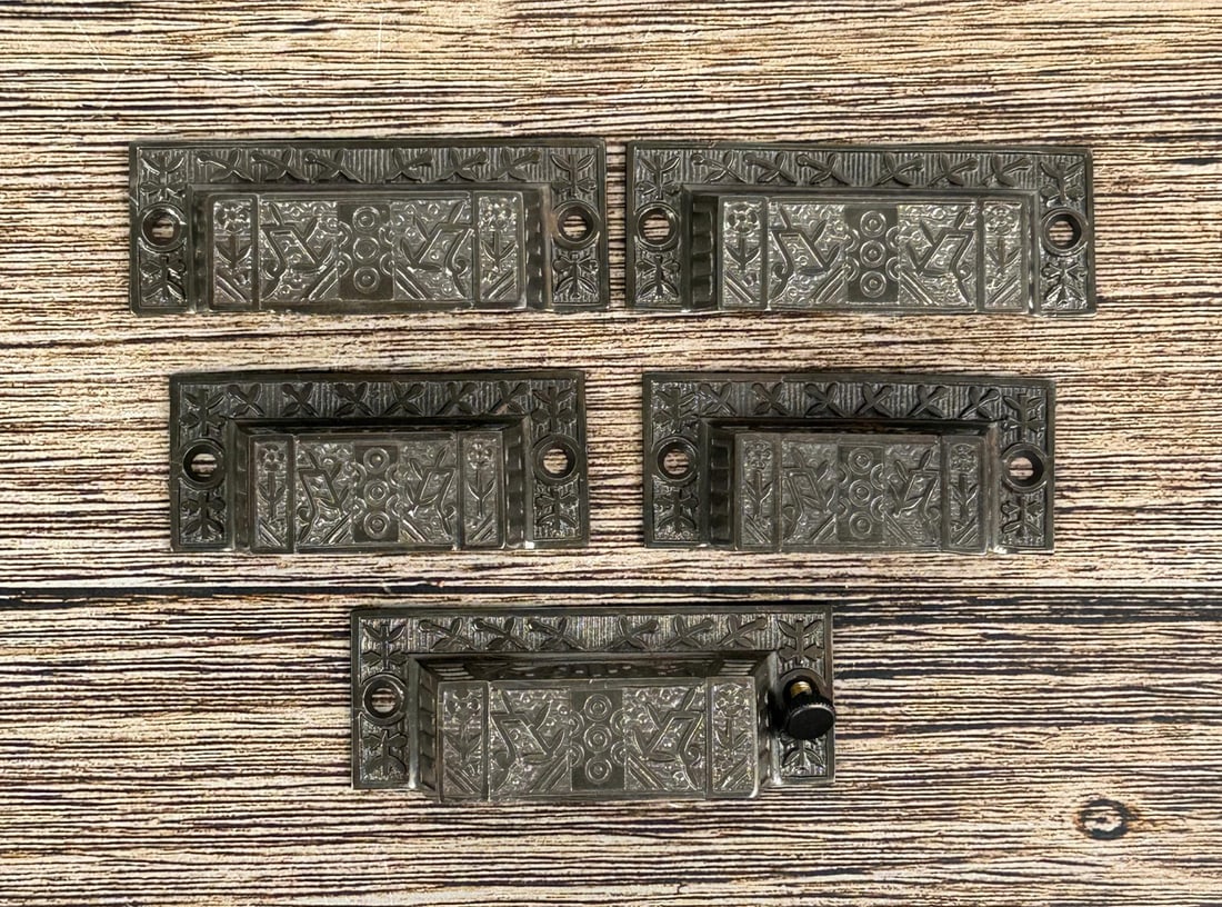 Cast Iron General Store Floral Drawer Pulls (1 of 4)