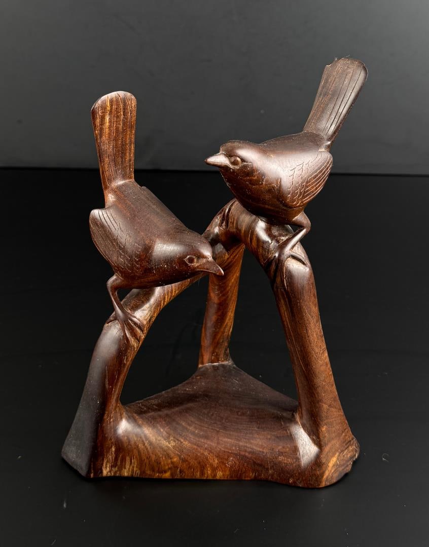Mexican Ironwood Lovebirds Carving (1 of 7)