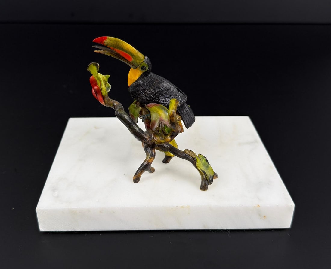 Wounan Indian Toucan Bird Tagua Nut Carving (1 of 6)