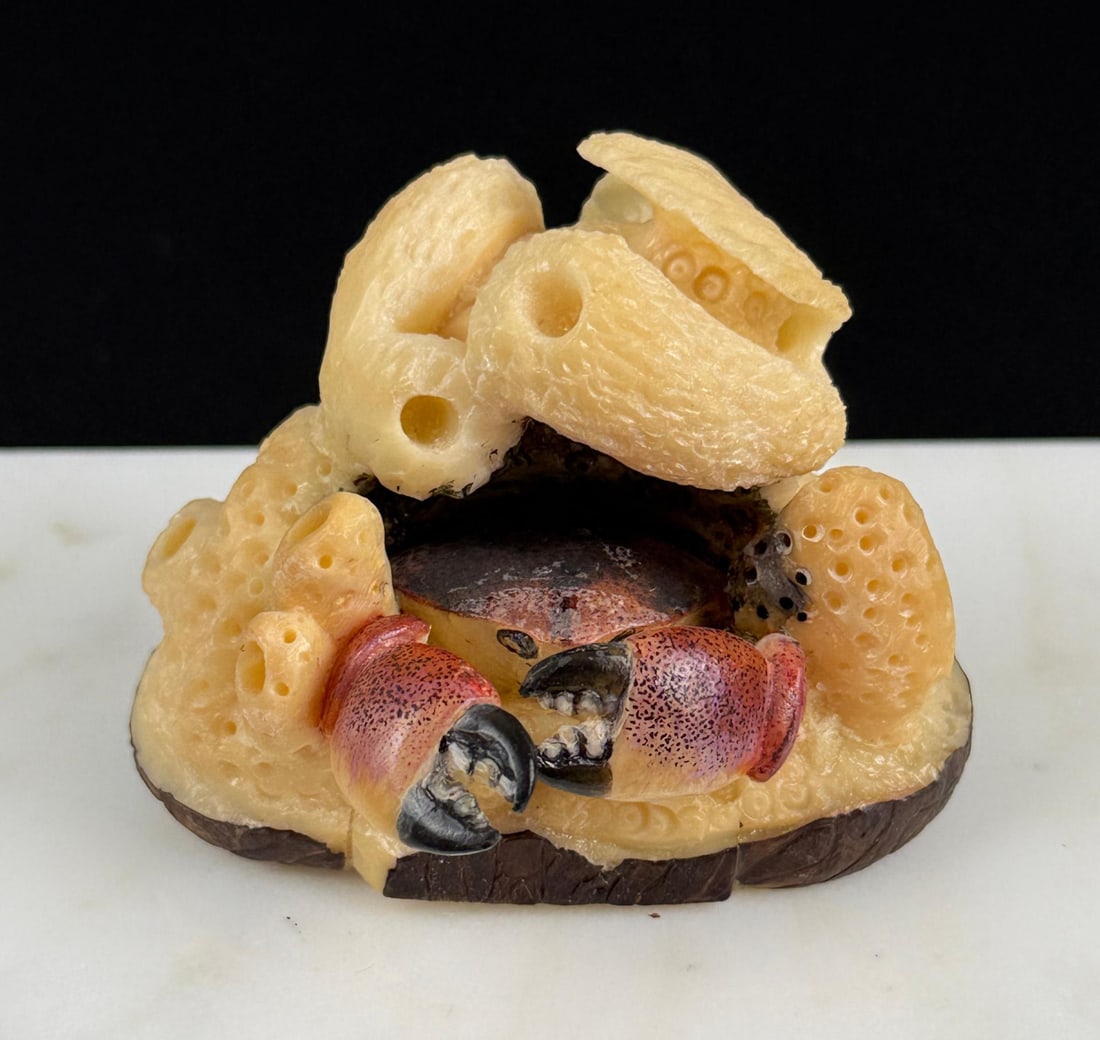 Wounan Indian Crab Tagua Nut Carving (1 of 6)