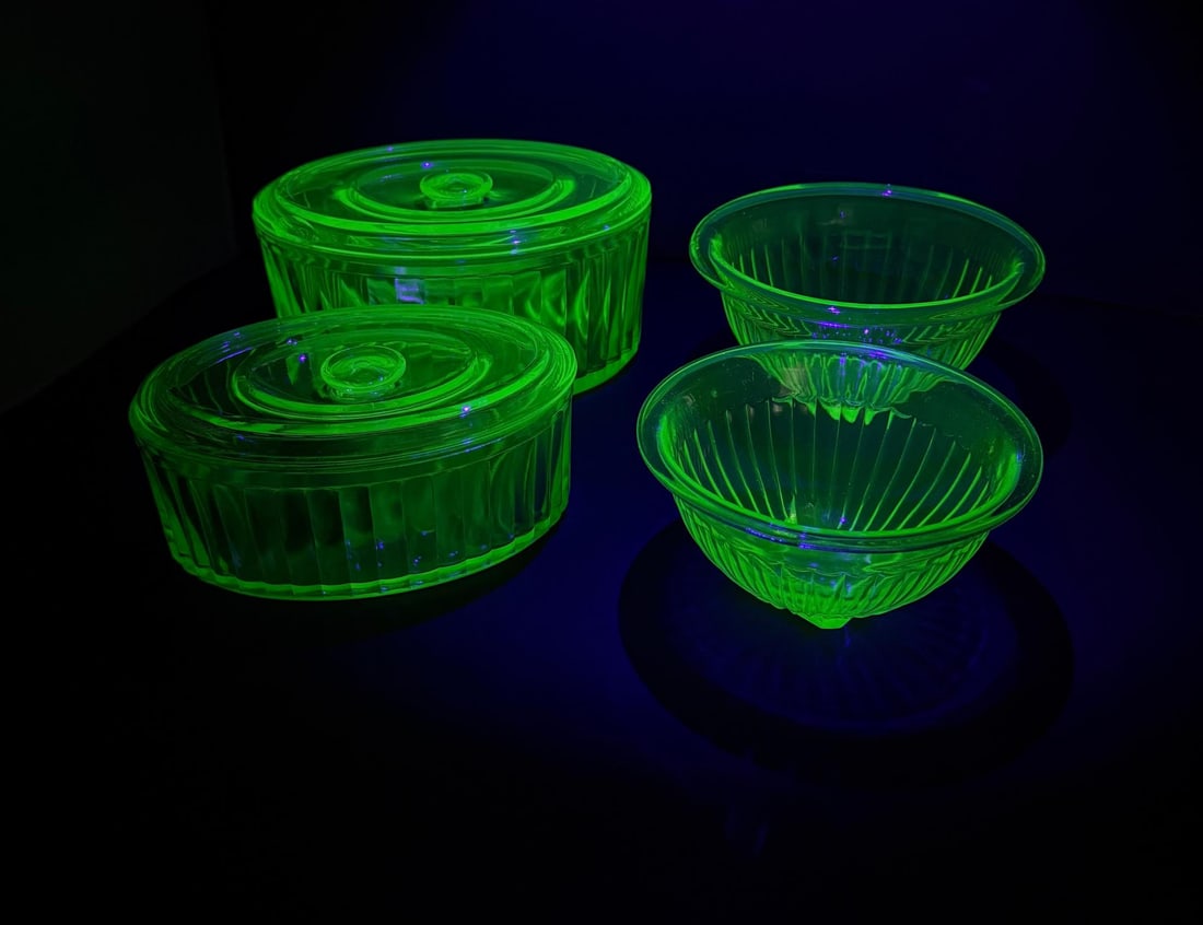Uranium Depression Glass Mixing Bowls and Jars (1 of 9)