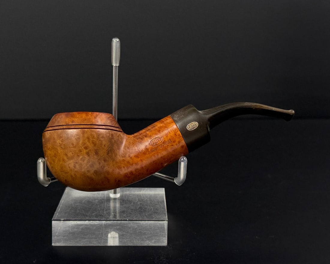GBD Xtra Super Briar Estate Tobacco Pipe: Smooth bent bulldog shape. Serial 94381S. Handmade in London. 5 1/4" long.