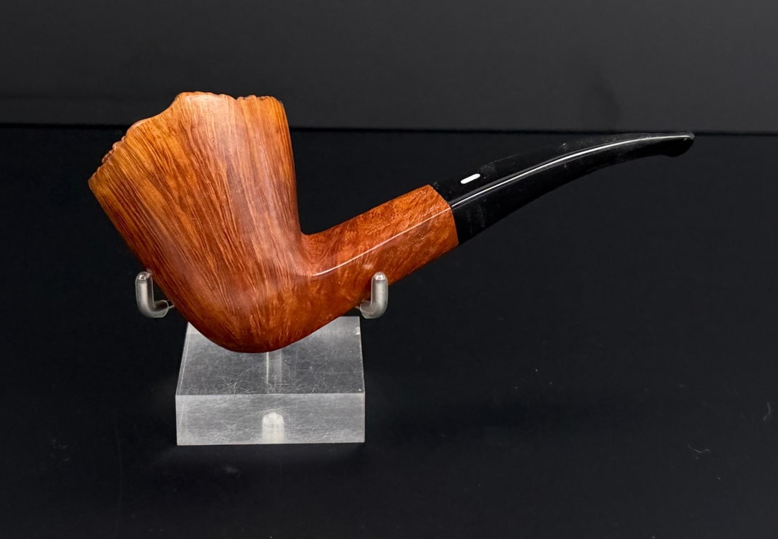 Carlo Scotti Castello Great Line Briar Estate Pipe: Smooth bent Dublin freehand shape. Handmade in Italy. 6 1/4" long.