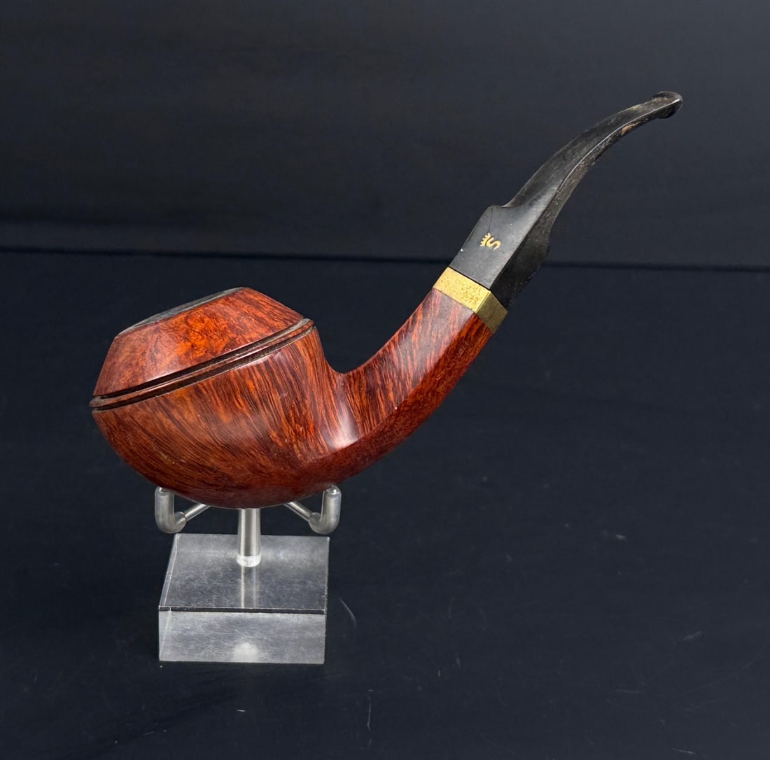 Stanwell Rhodesian Bulldog Estate Tobacco Pipe (1 of 6)