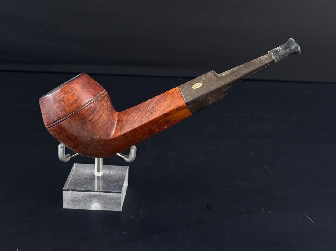 GBD Colossus Virgin Estate Tobacco Pipe (1 of 7)