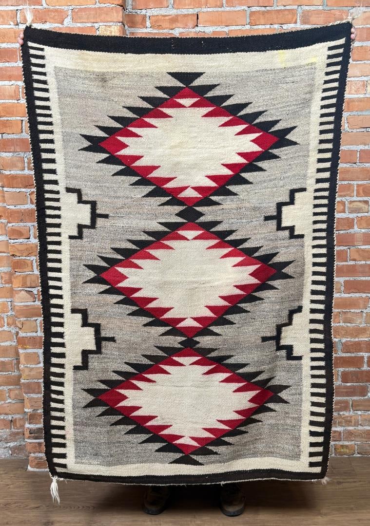 Navajo Indian Ganado Serrated Diamond Rug: 42 1/2" by 63"