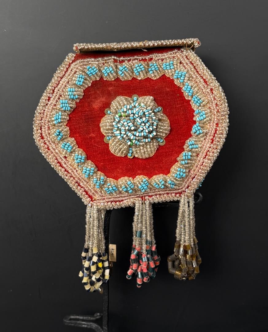 Iroquois Indian Beaded Whimsy Box: 11" by 7 1/4" by 4".