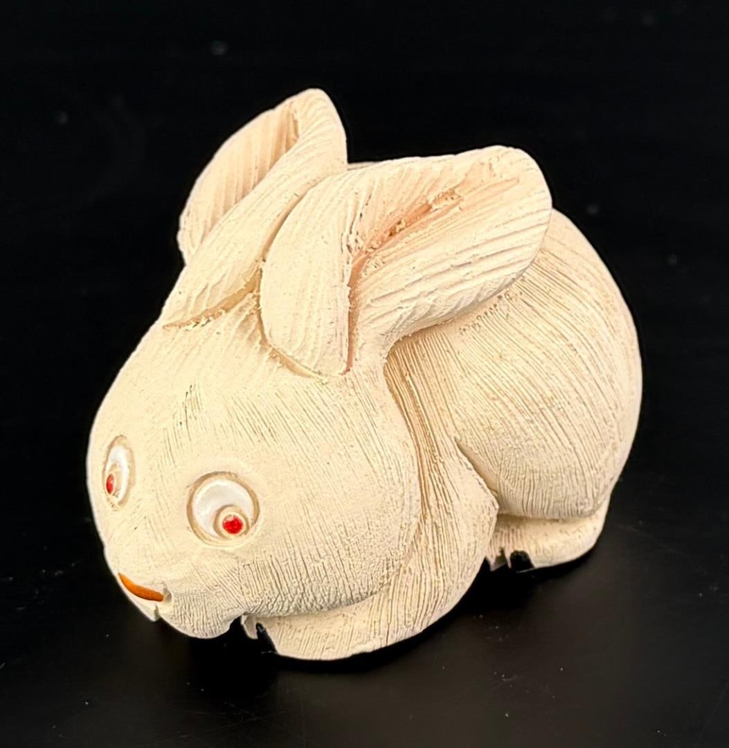 Artesania Rinconada Rabbit Figurine: 2 3/4" by 2 5/8" by 2"