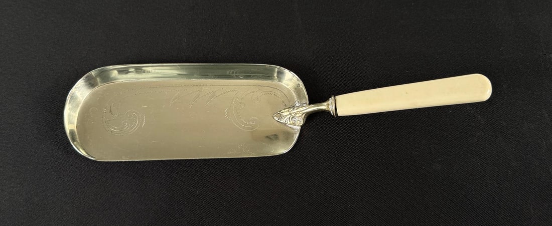 Victorian Silver Plated Crumb Scoop: 11 1/2" long.