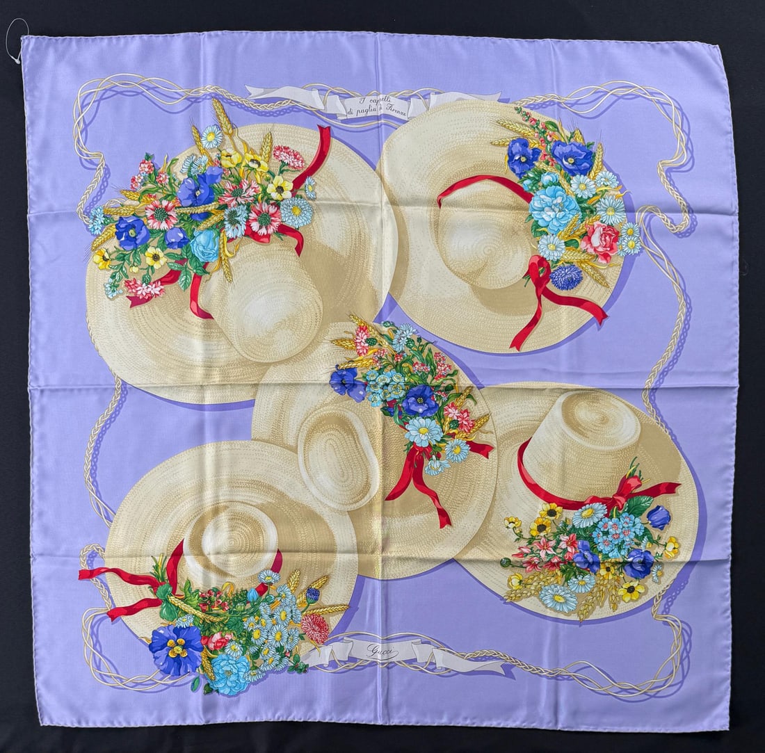 Gucci Cappelli di Paglia di Firenze Silk Scarf (1 of 9)