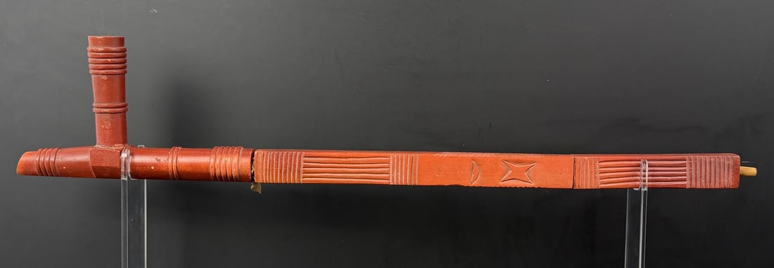 Native American Indian Catlinite Indian Peace Pipe: 3 Part. Exhibits repair in areas. 29 3/4" long.