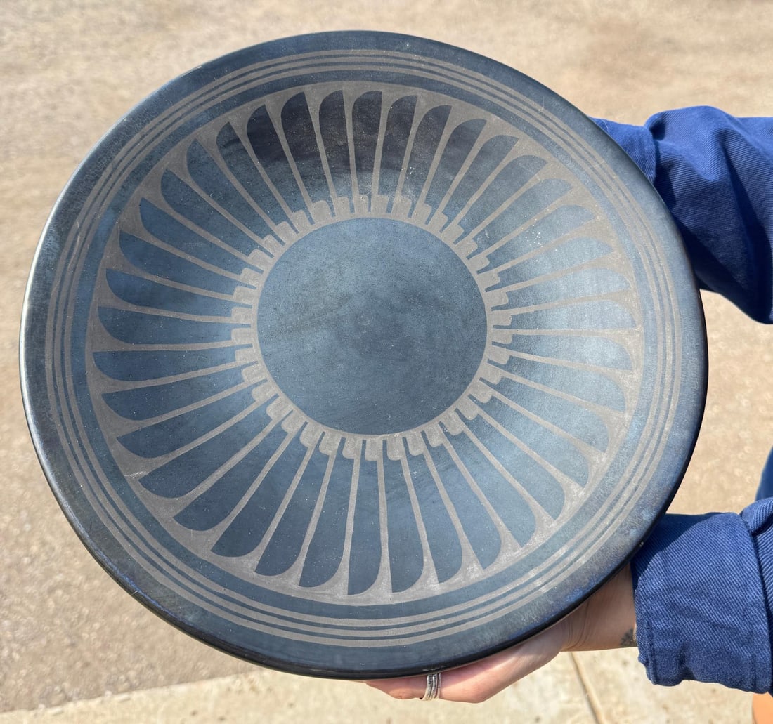 Maria Martinez Santana San Ildefonso Pueblo Plate (1 of 9)
