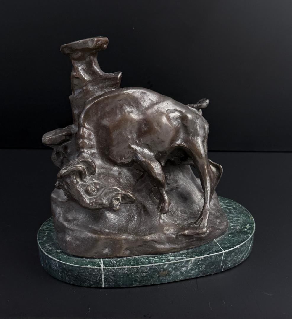 Charles M Russell Buffalo Rubbing Rock Bronze (1 of 6)