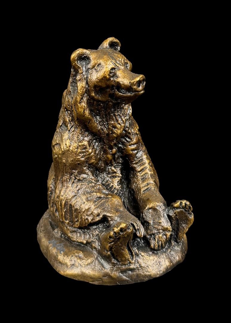 Charles M Russell Montana Sitting Bear Bronze (1 of 8)