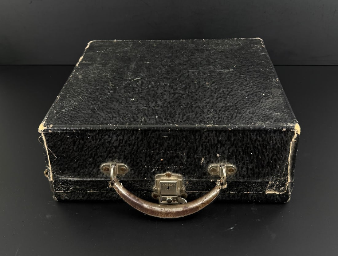 Corona Model 4 Portable Typewriter - 8