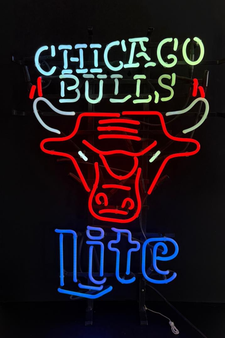 Chicago Bulls Miller Lite Neon Beer Sign: Working, 5 7/8" deep by 22 1/8" by 31 5/8" tall.
