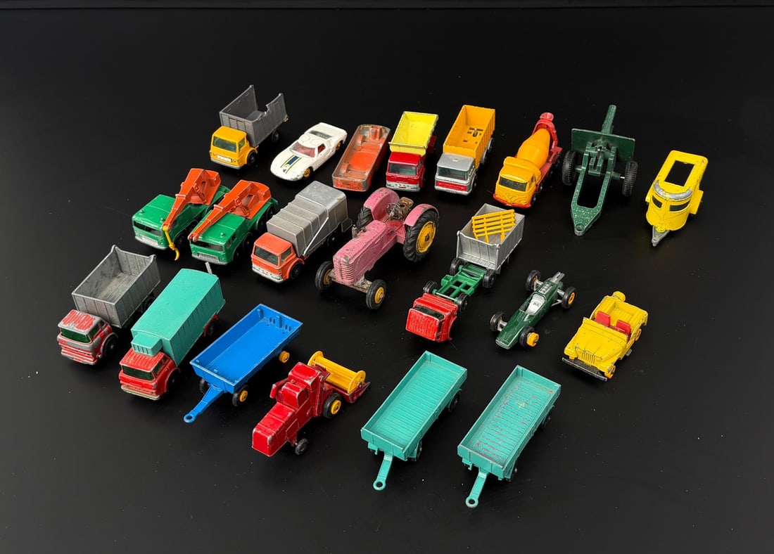 Collection of Lesney Matchbox Cars: Nice grouping