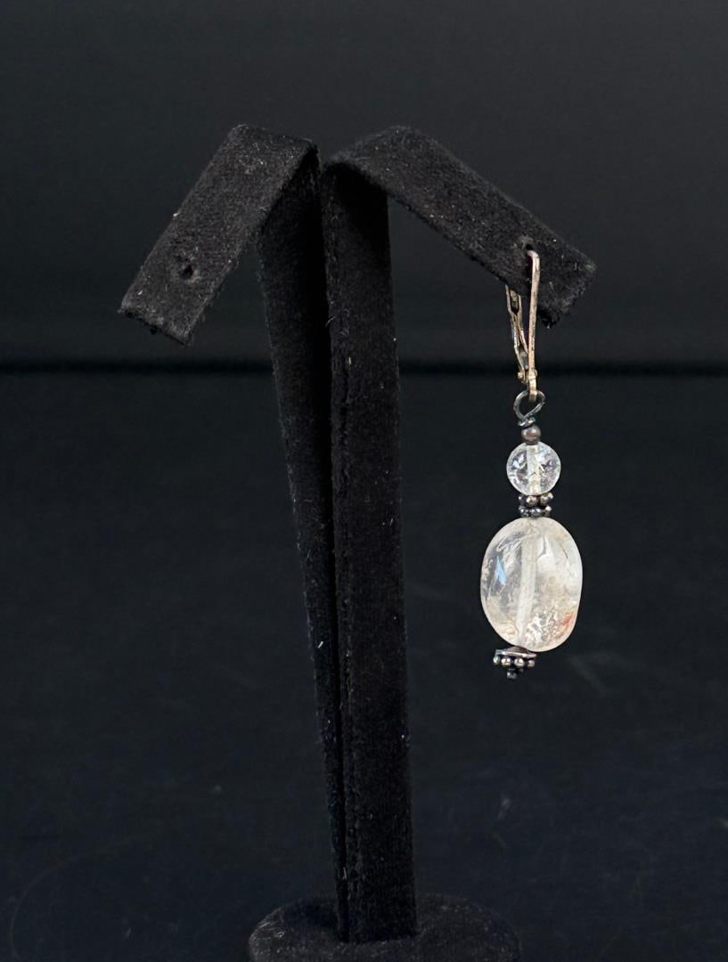 Sterling Silver Single Earring Gay Interest: 1 1/2" long. 3.15 grams.