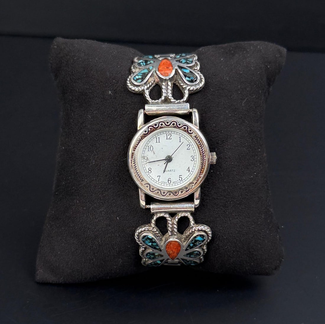 Navajo Chip Inlaid Sterling Silver Watch Band Tips: Watch is working.