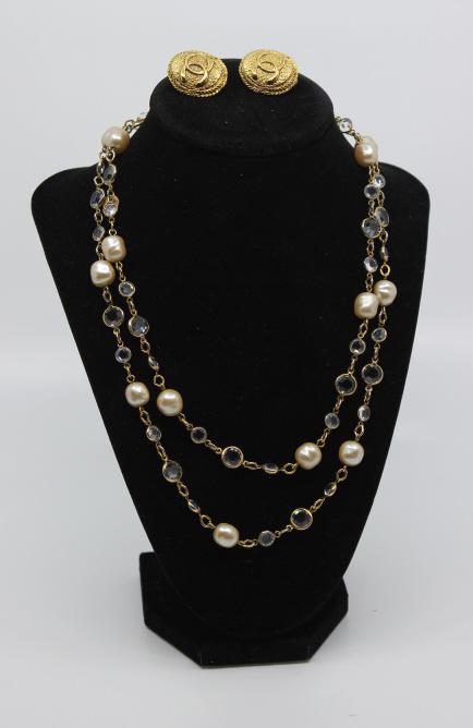 Chanel Vintage Pearl & Glass Necklace & Earrings (1 of 10)