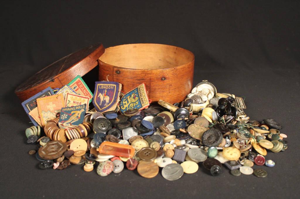 Antique Pantry Box With Vintage Buttons (1 of 6)