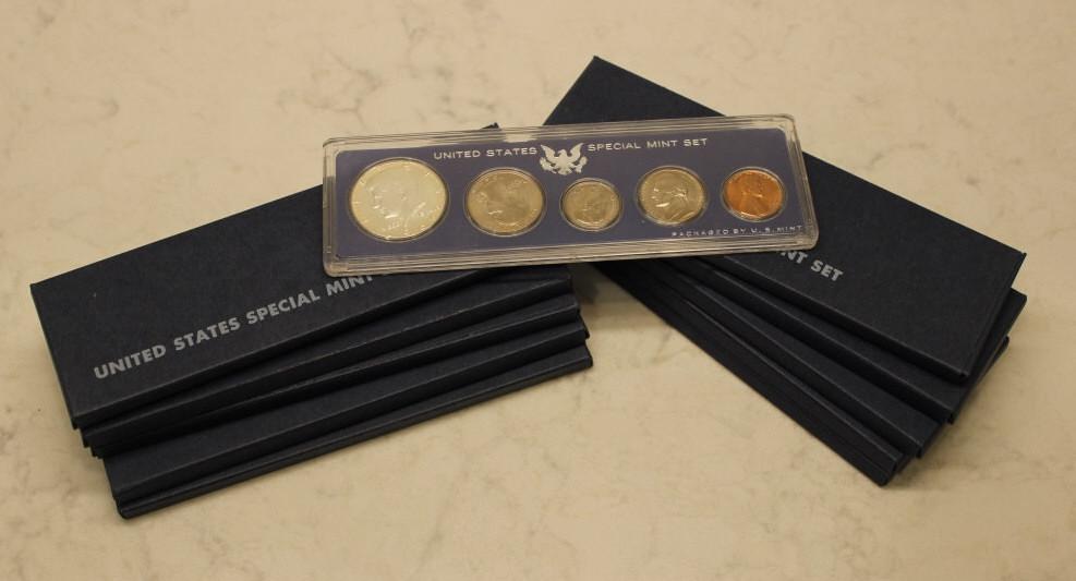 (10) 1966 US Special Mint Sets (1 of 2)