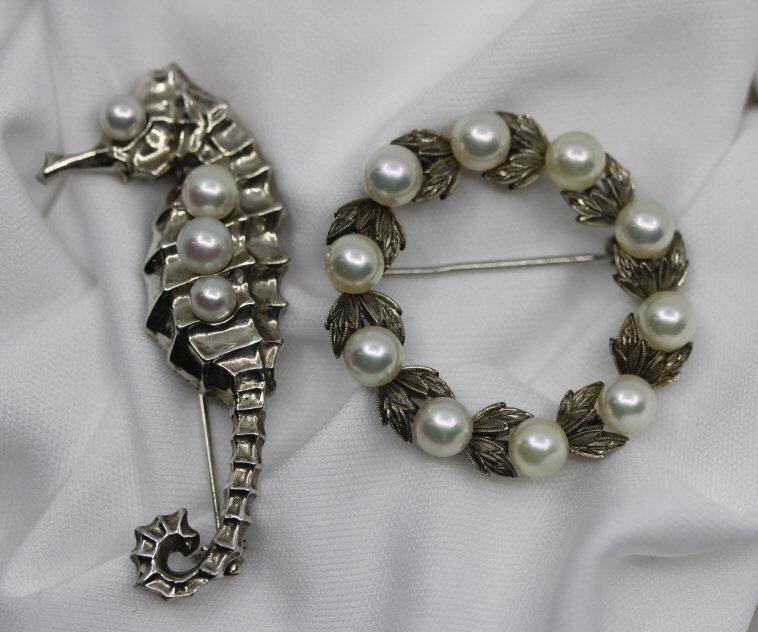 Two Sterling Mikimoto Tokyo Pearl Pins (1 of 7)