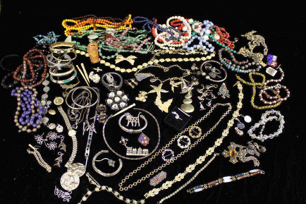 Estate Costume Jewelry Lot (1 of 9)