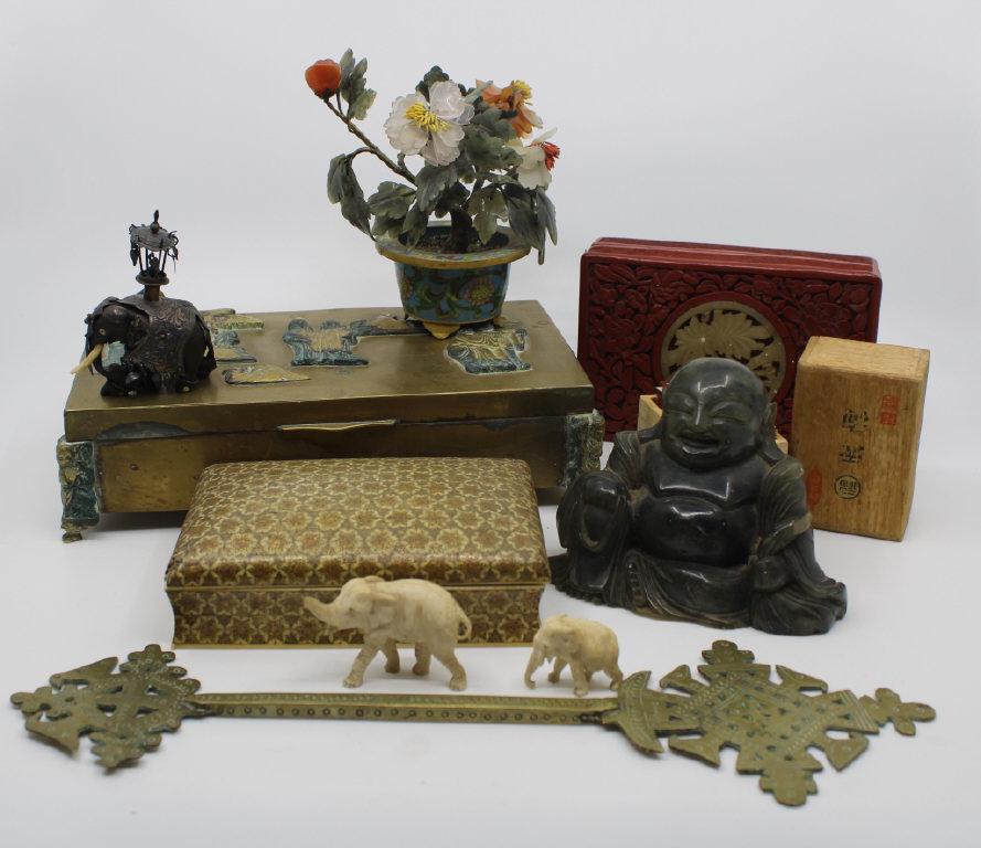 Tray lot of Asian Items (1 of 9)