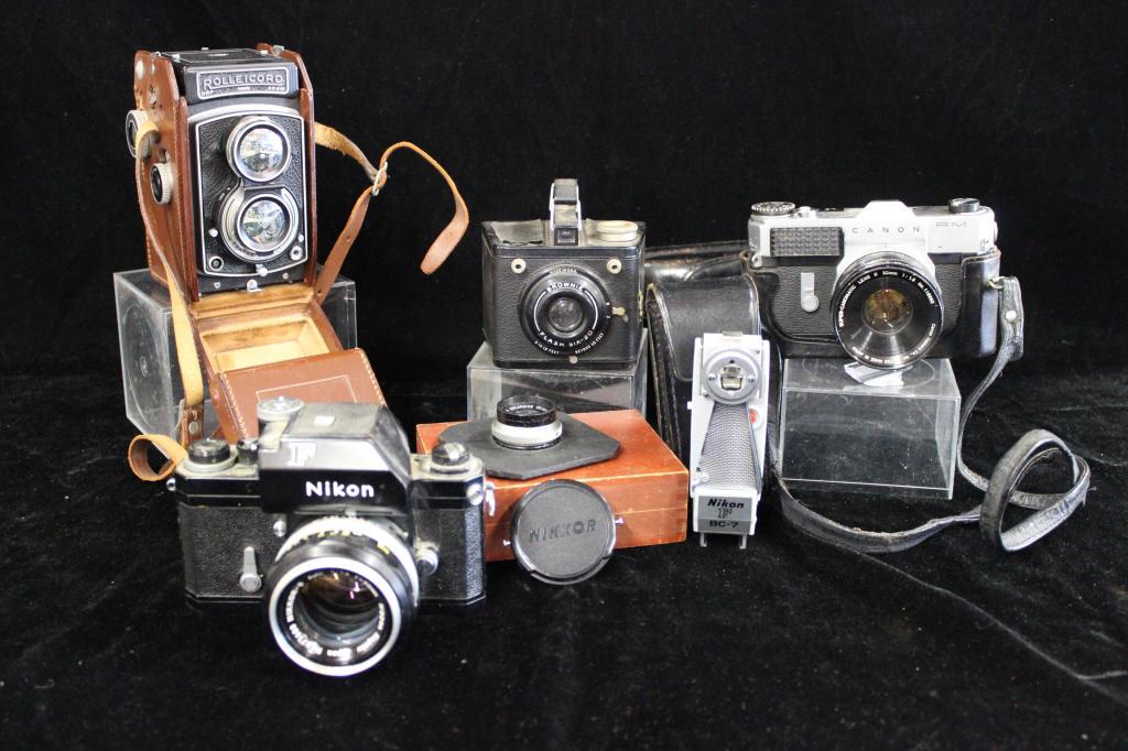 Lot of Cameras Rolleicord Canon Nikon (1 of 5)