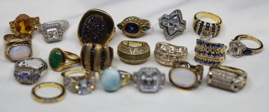 Large lot of Sterling Rings Semi Precious Stones (1 of 7)