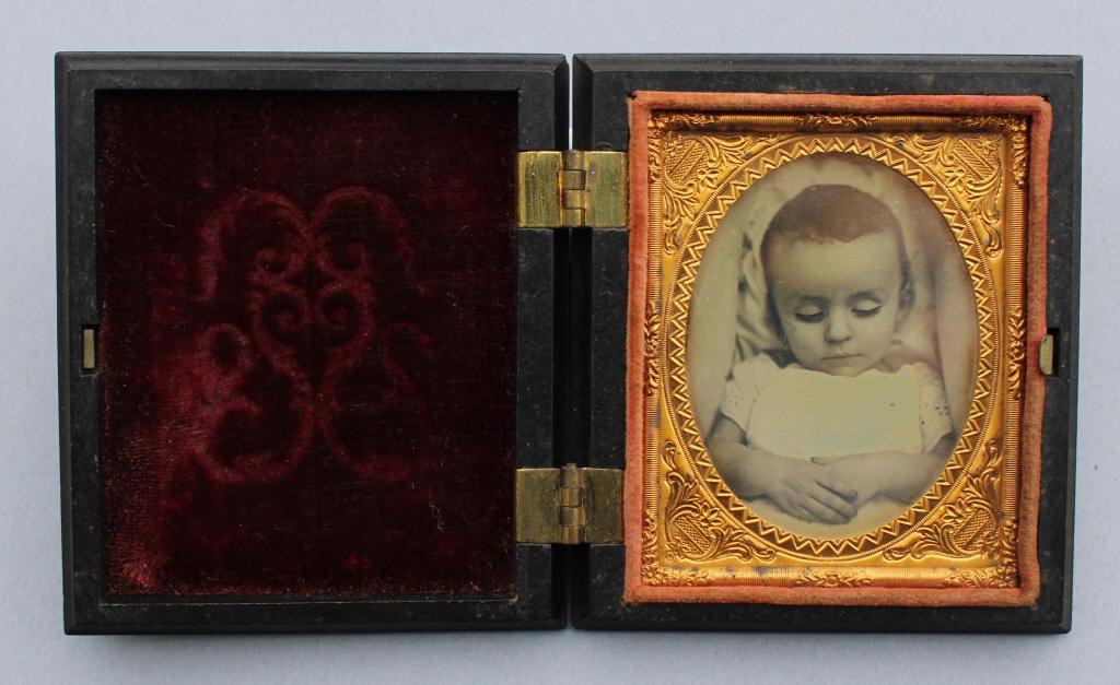 Child Memorial  Daguerreotype (1 of 5)