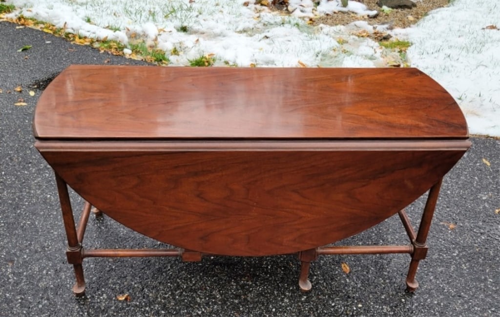 Baker Mahogany Coffee Table (1 of 4)