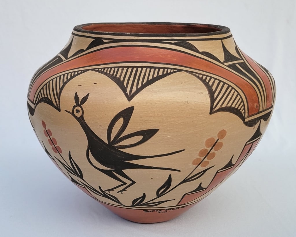 Sofia Medina Zia Native American Pottery (1 of 10)