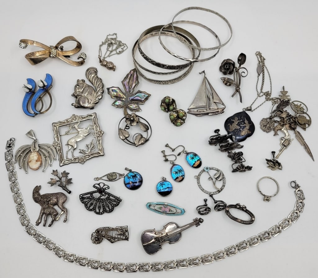 Estate Sterling Silver Jewelry Grouping (1 of 6)
