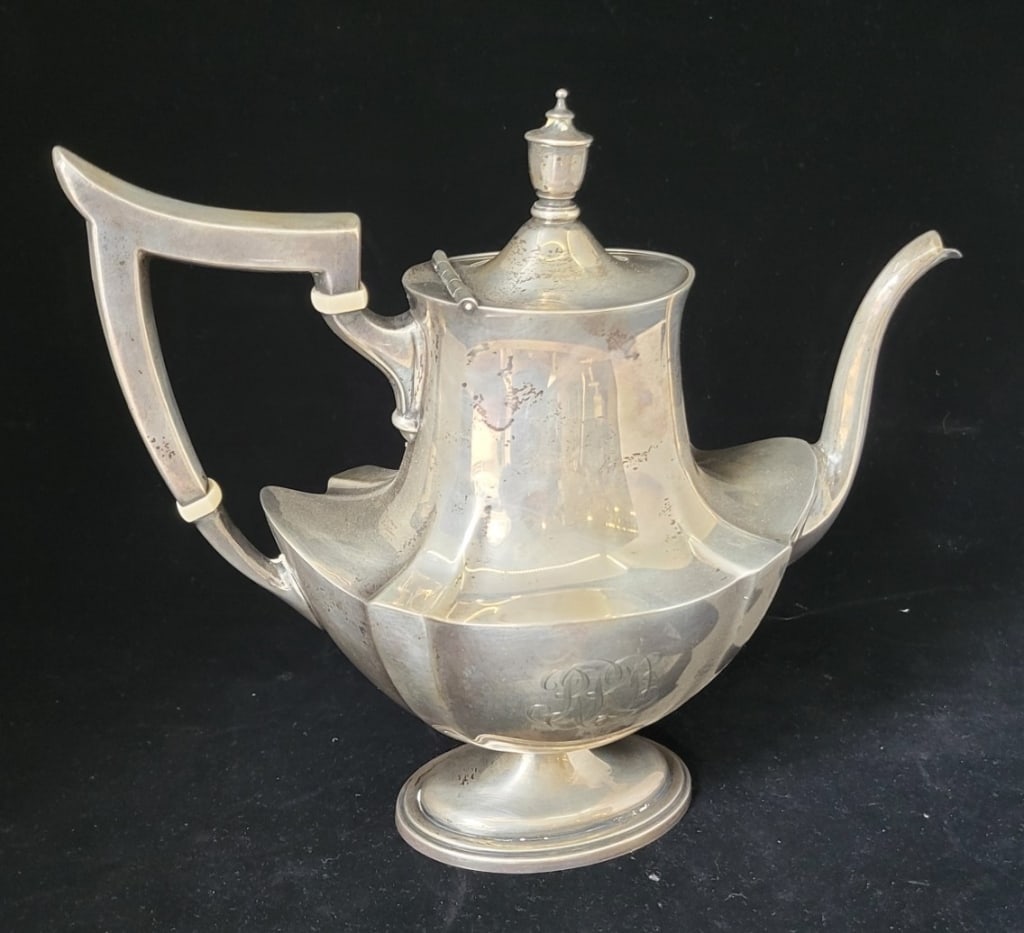 Gorham "Plymouth" Sterling Silver Teapot (1 of 5)