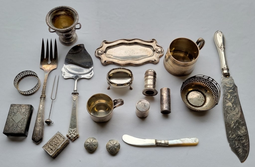 Sterling Silver Lot: Sterling Silver Lot