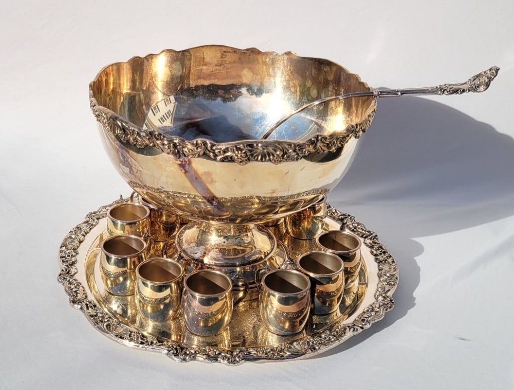 Silver Plate Punch Bowl (1 of 4)
