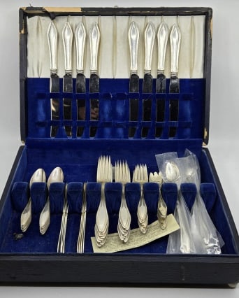 Towle Sterling Silver Flatware Set "Mary Chilton" (1 of 6)