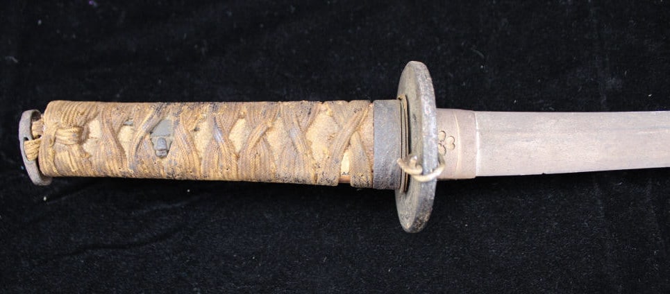 Antique Short Japanese Samurai Katana Sword (1 of 9)