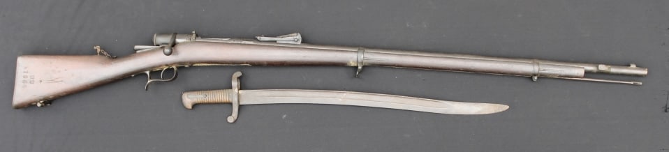 Italian Vetterli-Vitali Rifle w/Bayonet: Italian Vetterli-Vitali Rifle with pre-1890's bayonet marked S&K dated 1887. (rifle is in "as is" found condition)