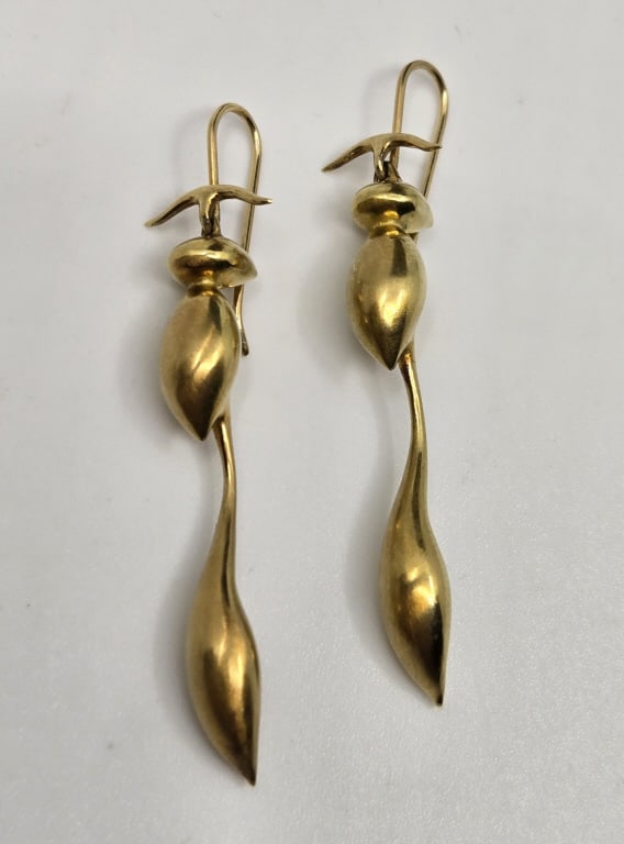 Gabriella Kiss Wingless Wasp 18K Earrings: Gabriella Kiss Wingless Wasp 18K Yellow Gold Earrings. 1.75" length, 16.45 grams