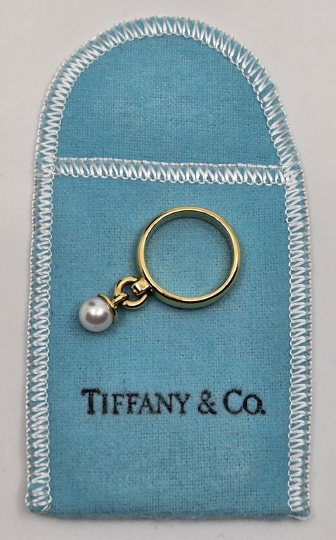 Tiffany & Co. 18K Gold Akoyo Pearl Knock Ring (1 of 2)