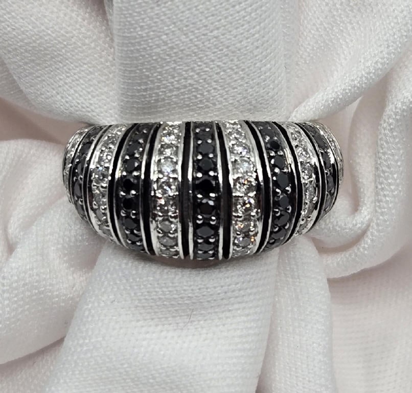 14K  Gold White & Black Diamond Ring (1 of 6)